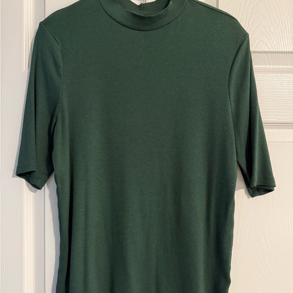 a new day Deep Green Short Sleeve Tee